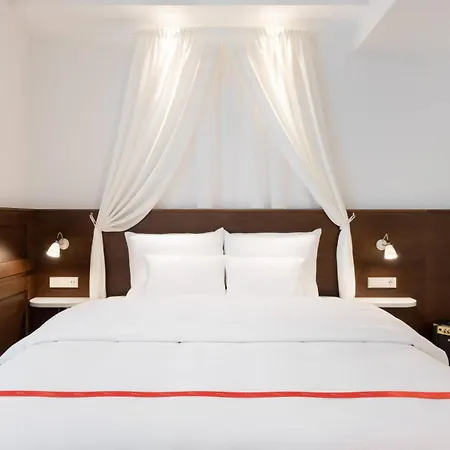Ruby Rosi By Ihg Szálloda 4*