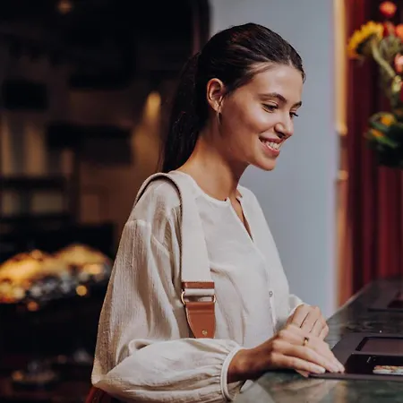 Ruby Rosi By Ihg Szálloda 4*