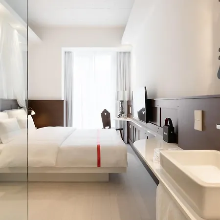 Ruby Rosi Hotel