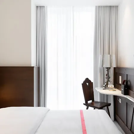 Отель Ruby Rosi