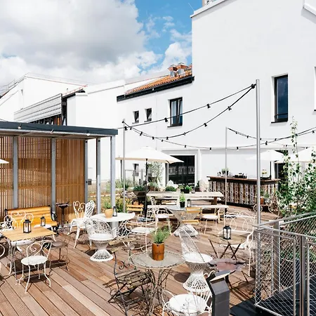 Ruby Rosi Hotel 4*