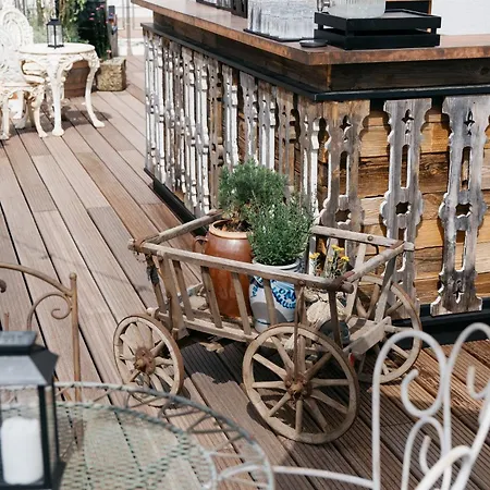 Hotel Ruby Rosi 4*