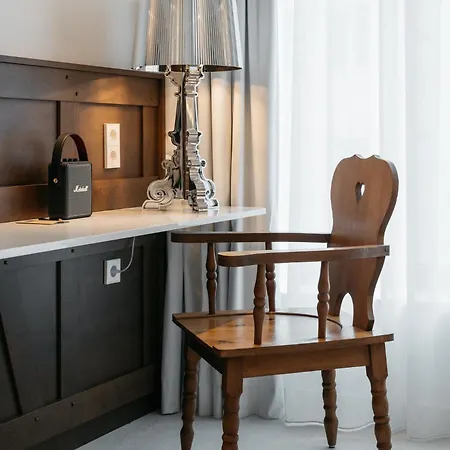 Ruby Rosi Hotel